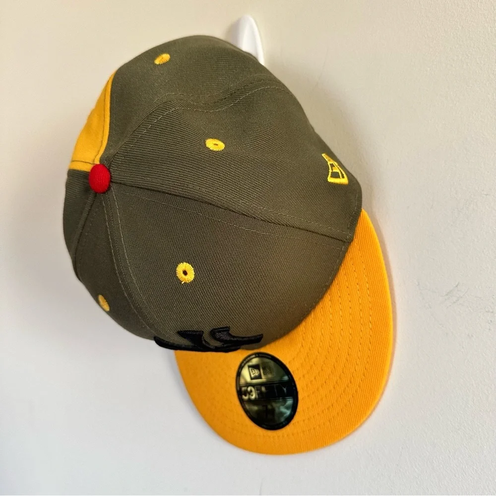 Urban Outfitters New Era Jae Tips UO Exclusive New York Yankees MLB Hat